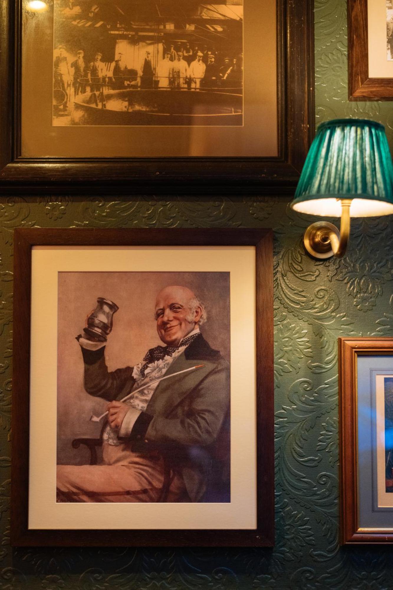 The Crown Pub & Gasthof